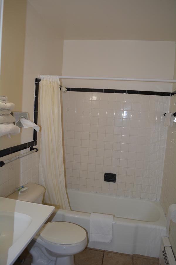 Ventura Motel ลูดิงตัน ภายนอก รูปภาพ